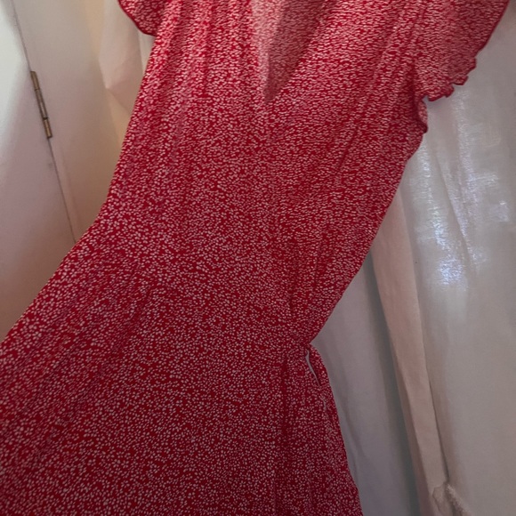 Red Dress - Picture 3 of 7